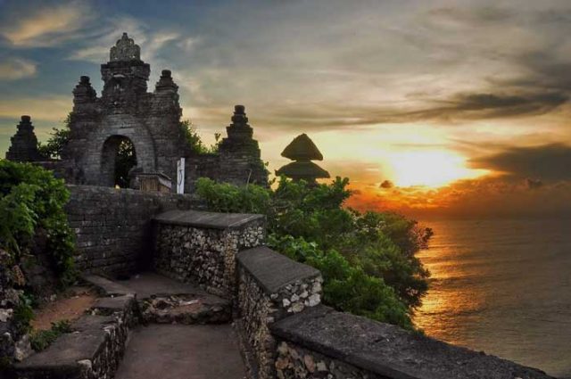 YOEXPLORE.co.id - Bulan Madu di Pulau Bali