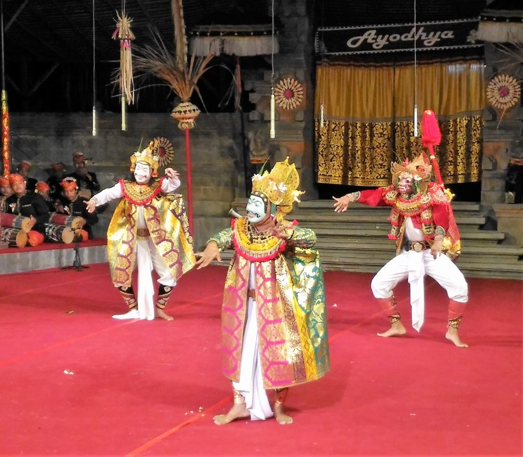 Kain tradisional Bali