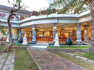 belajar sambil liburan di Bali - Panduan Liburan YoExplore