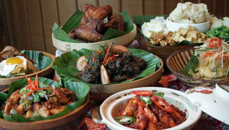 Kuliner Murah Di Jakarta Pusat? Ini 3 Rekomendasi Paling Enak
