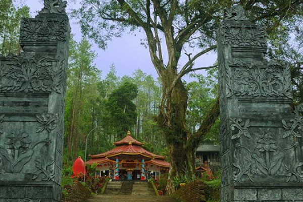 tempat wisata angker di indonesia - yoexplore, liburan keluarga - yoexplore.co.id