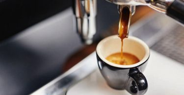 cara menikmati kopi espresso - yoexplore, liburan keluarga - yoexplore.co.id