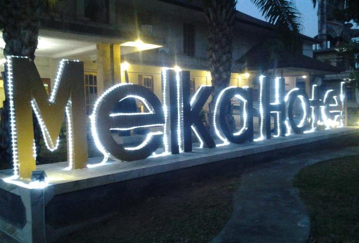 melka excelsior hotel - yoexplore.co.id