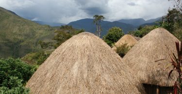 Destinasi Wisata Indah di Pulau Papua Indonesia