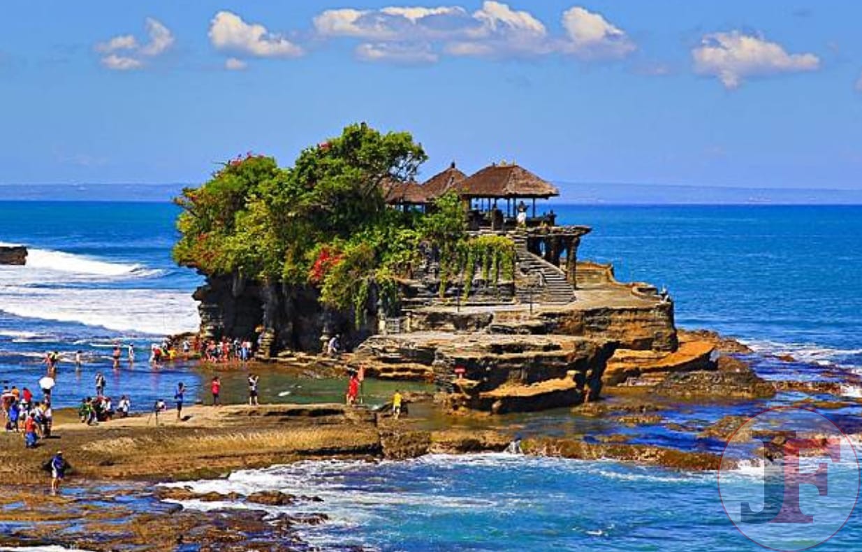 mitos wisata Indonesia YOEXPLORE, Liburan Keluarga