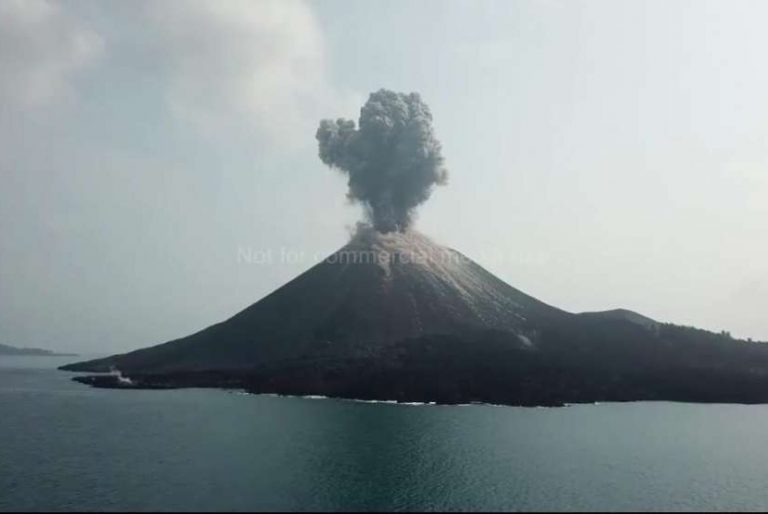 Sejarah Anak Gunung Krakatau - 5 Fakta | YOEXPLORE