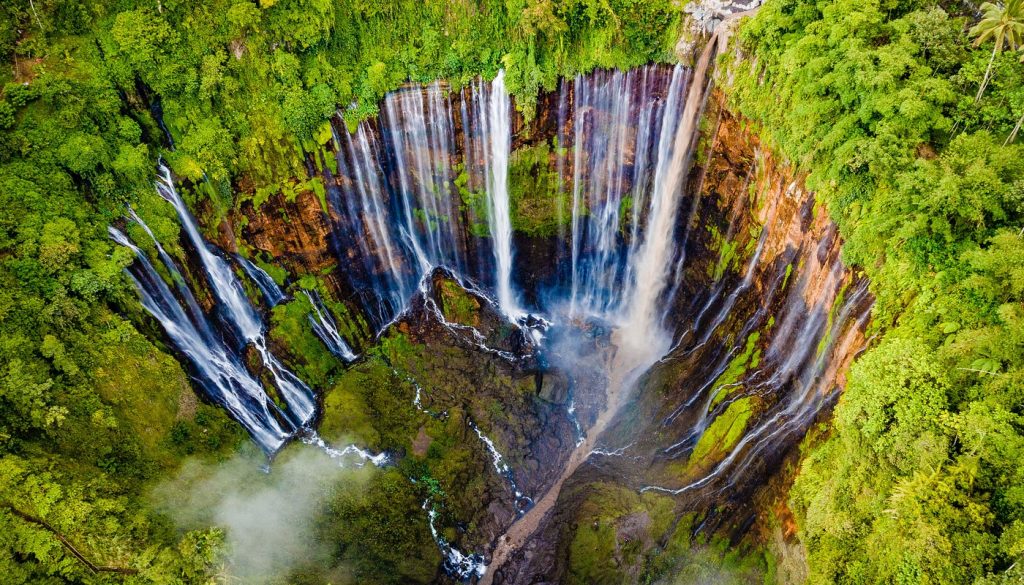 tumpak sewu waterfalls Rekomendasi Wisata