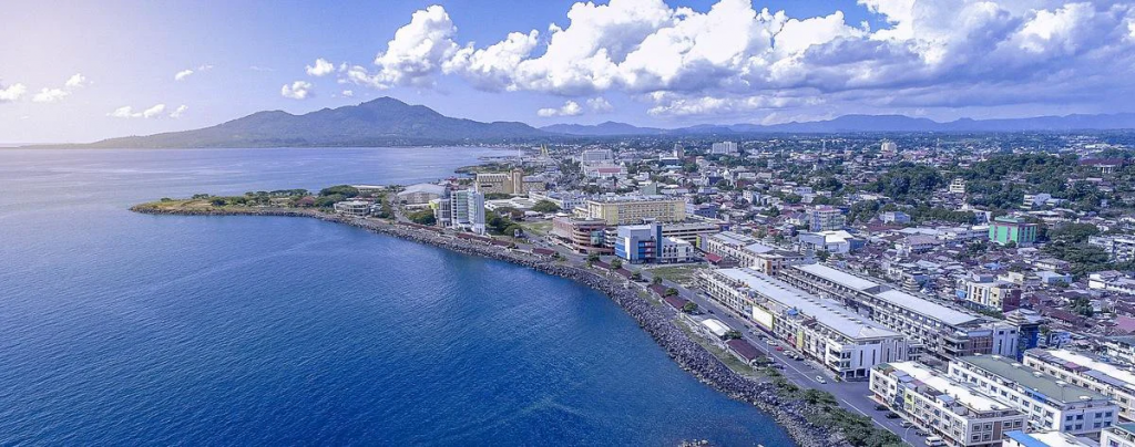 manado banner traveling manado